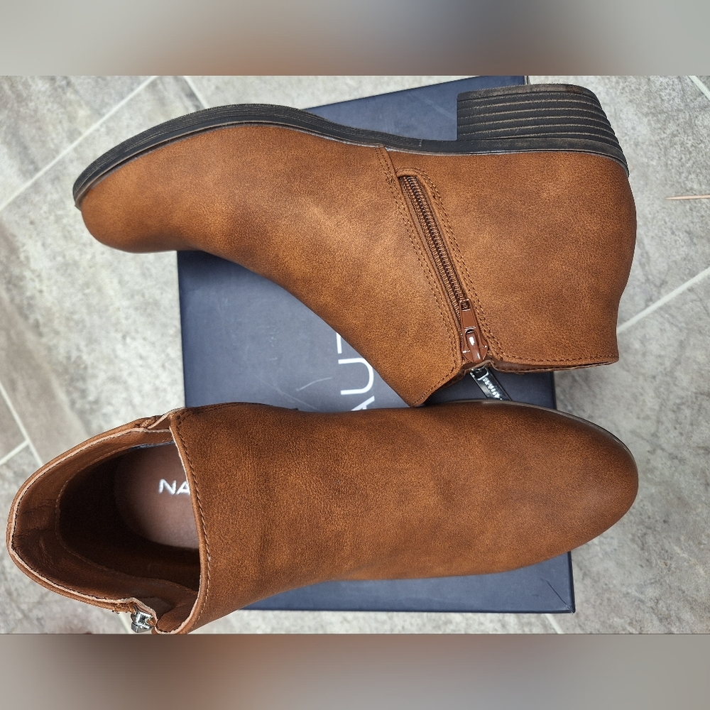 Nautica Alara ankle boot- Caramel brown- New- open box